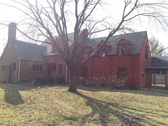 4th image of 720 N 1st Ave