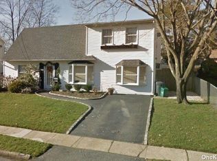 2144 Parkside Dr, Seaford, NY 11783