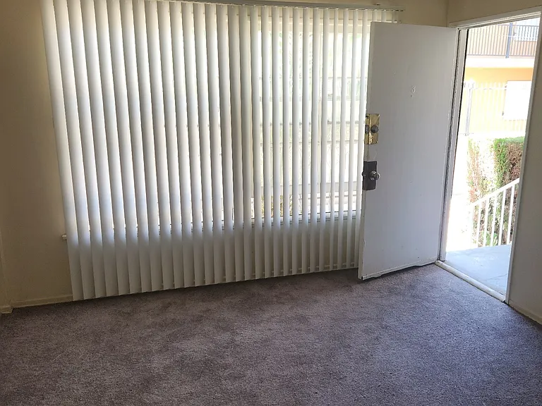 11151 Raymond Ave #1 — Photo 5