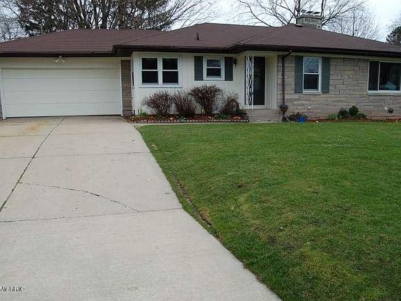 2nd image of 2115 Finsbury Ln NW
