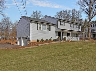 9 Blossom Dr, Basking Ridge, NJ 07920