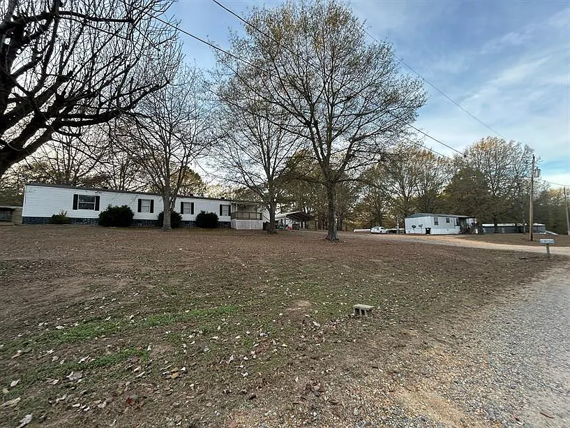 1025 Deborah Ln