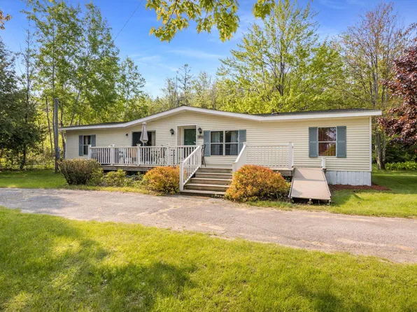 14501 Williams Dr, Elk Rapids, MI 49629