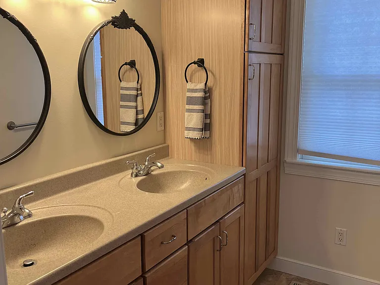 Primary bathroom 1st floor