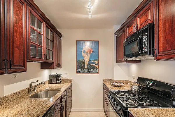 Sold by Fox Residential Group | media 5