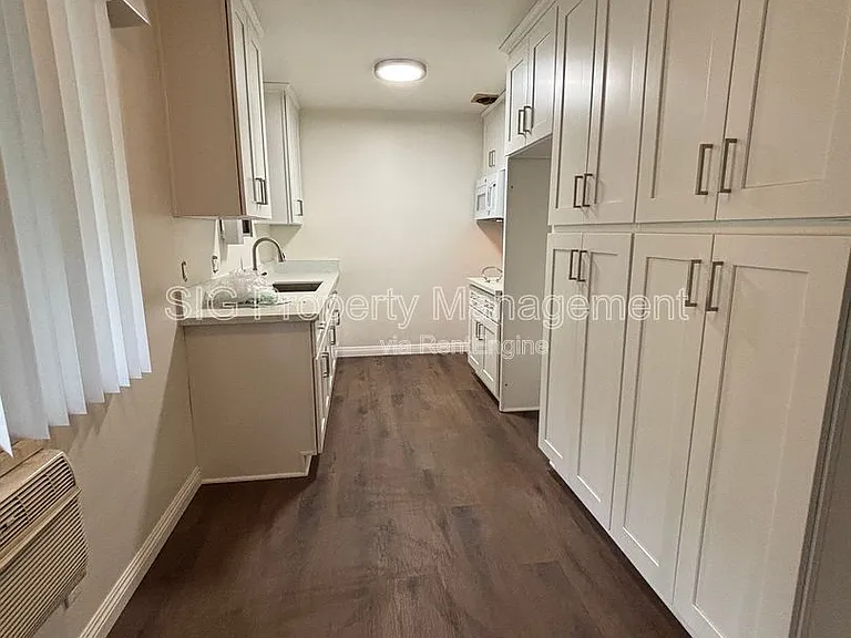 10424 Parr Ave — Photo 5