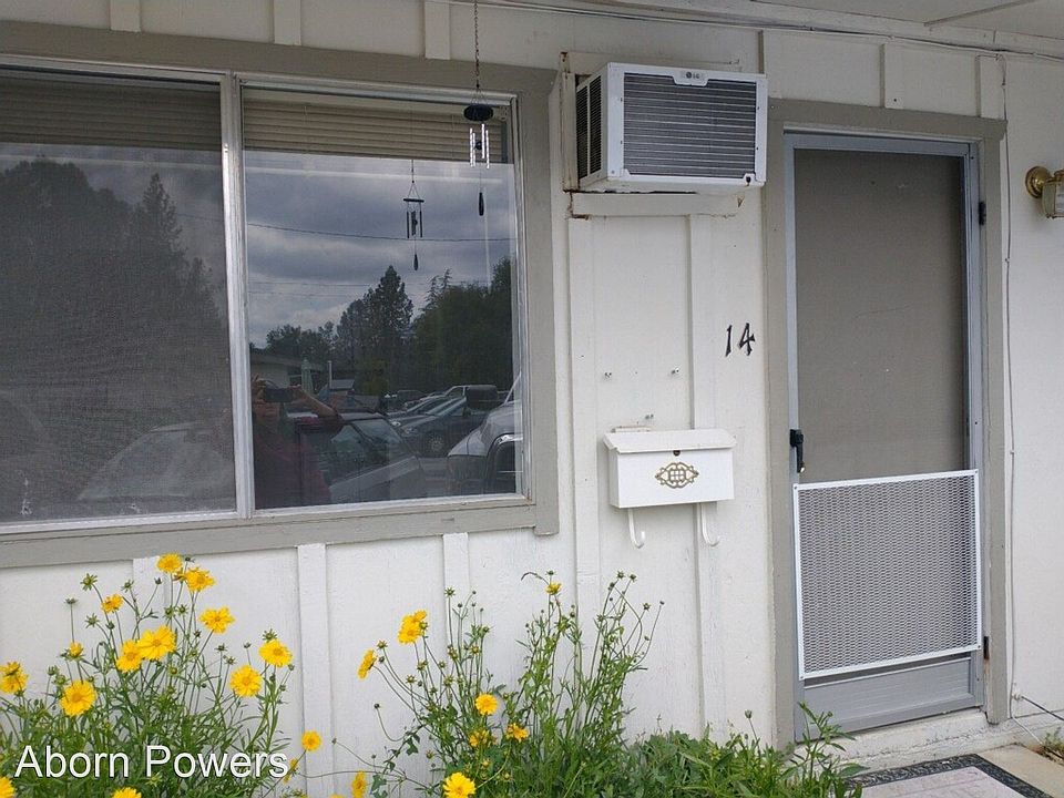 2nd image of 2807 & 2813 Manor Dr #2813-14