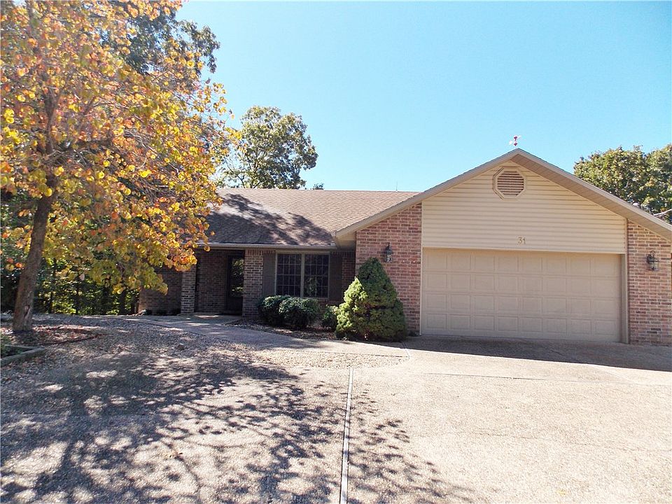 1st image of 31 Kintyre Dr