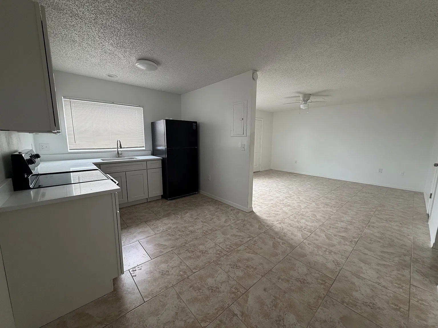 900 N Bay Street - 8 — Photo 3