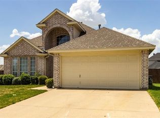 7759 Sunnydale Ct, Fort Worth, TX 76137