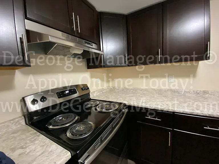 Pine Ridge Apartments — Photo 74