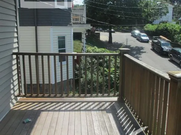 70 Leicester St, Brighton, MA