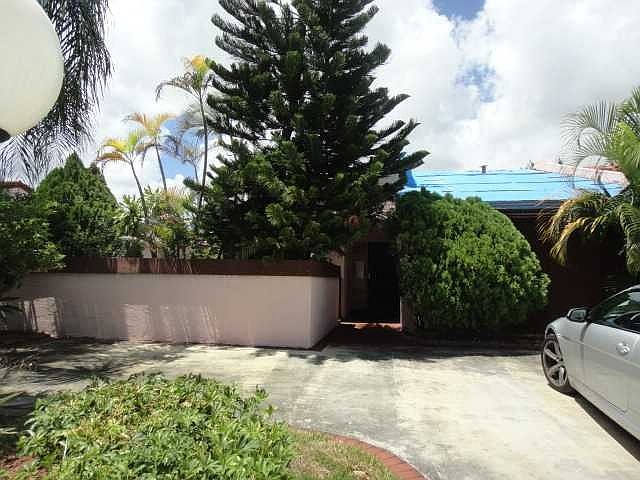1st image of 1039 NE 204th Ln #G