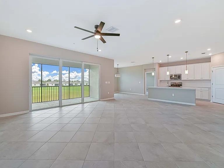 20550 Hazelnut Ct S #1823 — Photo 18