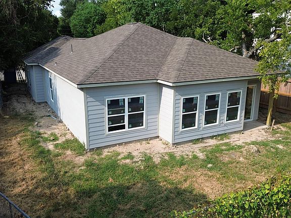5th image of 3309 Drew St