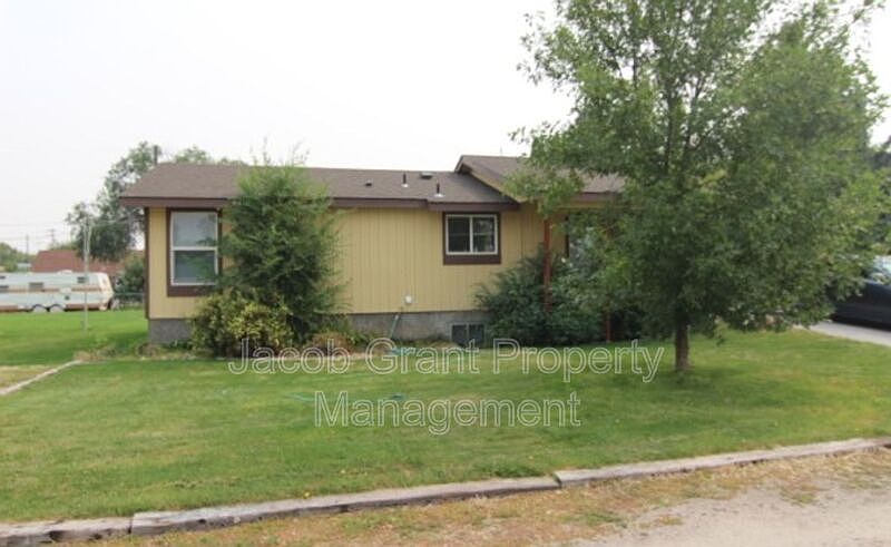 1st image of 5029 E Walker Ave #A