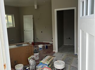 1564 W Phillips Blvd, Pomona, CA 91766