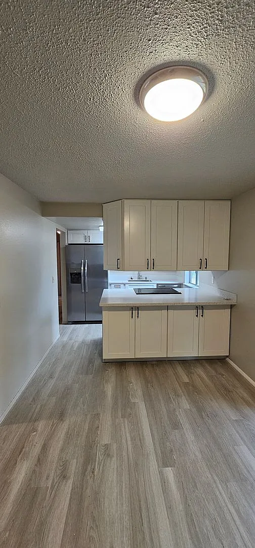 Multi-level home — Photo 4