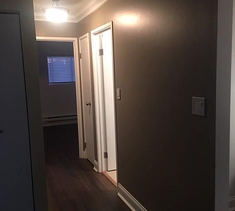 5th image of 1300 N Geneva Dr APT 1B
