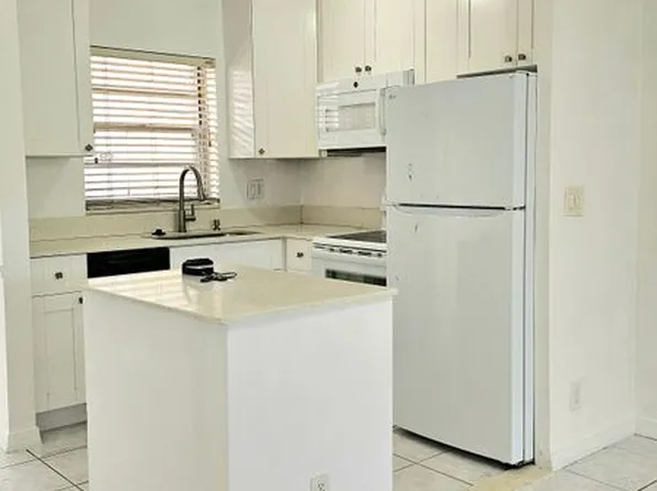 111 Cleveland St APT B9, Lake Worth Beach, FL 33461