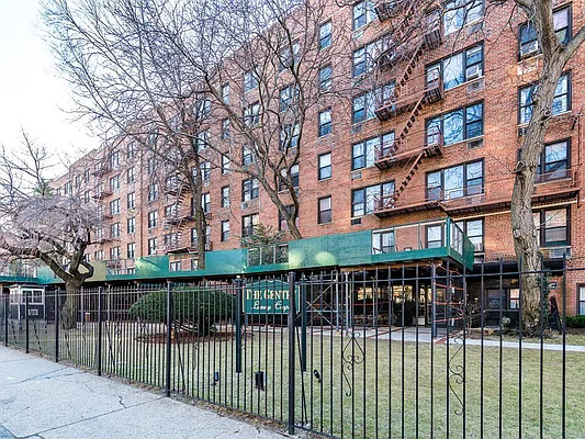 Sold by Keller Williams Realty Landmark | media 13