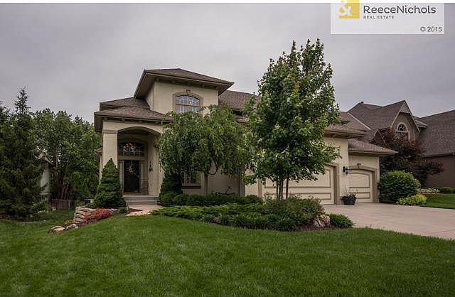 Beautiful setting on a double culdesac lot! Perfect for riding b