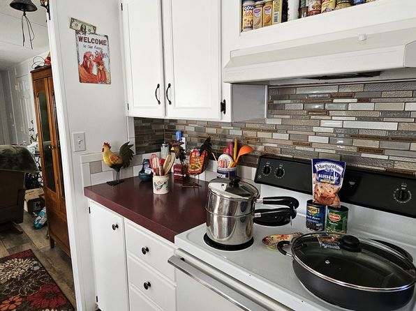 (undisclosed Address)