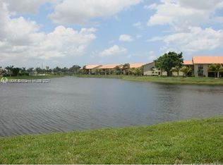 1442 Lake Crystal Dr APT G, West Palm Beach, FL 33411 | MLS #A11510531 ...