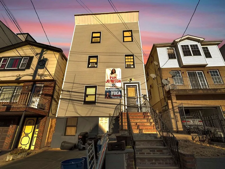 78 Pamrapo Ave #3