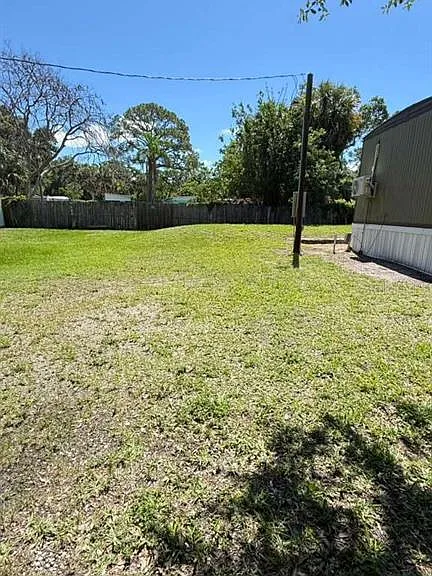 1703 Blanche Ave — Photo 18