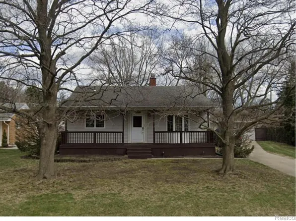 48172 Bluebird Dr, Shelby Township, MI 48317