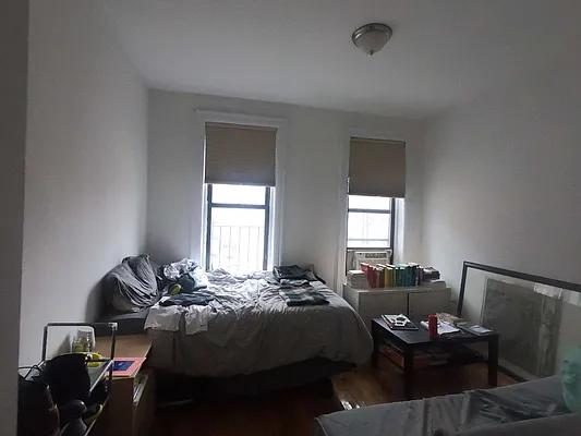 Rented by Compass | media 27