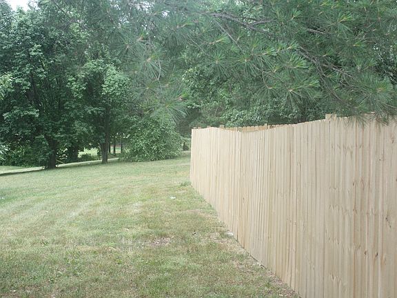 Privacy/Pet Fence