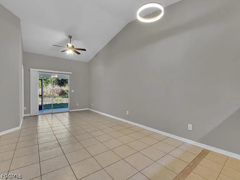 801 Meadow Rd #801 — Photo 9