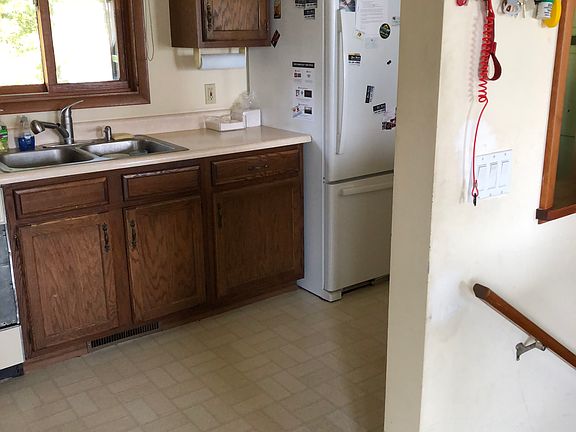 2nd image of 7281 N West Torch Lake Dr
