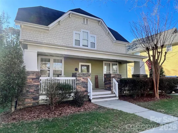 10102 Roosevelt Dr, Huntersville, NC 28078