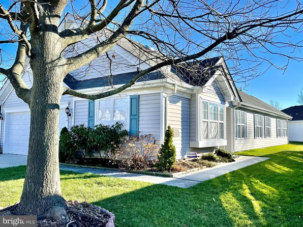 144 Blue Heron Rd, Thorofare, NJ 08086