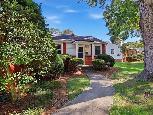620 N Tremont Dr, Greensboro, NC 27403