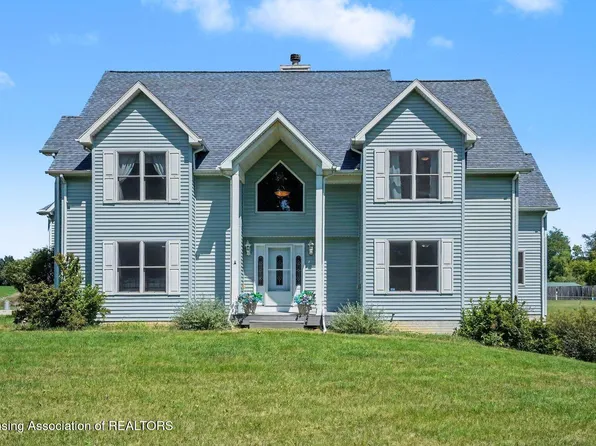 16200 Walker Rd, Grass Lake, MI 49240