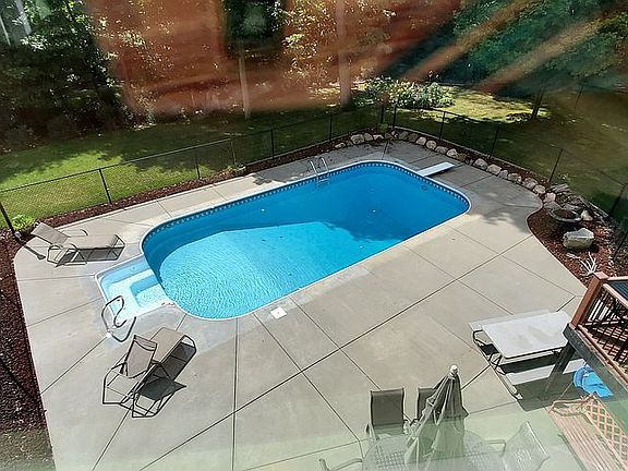 5th image of 6003 Statler Ct SE