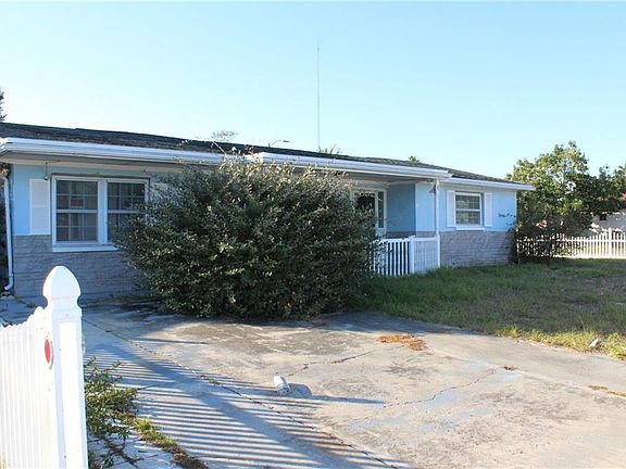 3rd image of 1103 Viking Dr