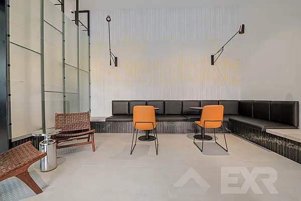 Rented by EXR | media 21