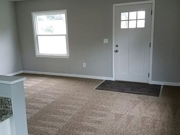 3rd image of 4719 S American Lake Blvd