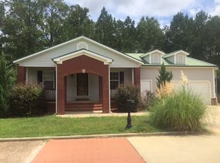 35 Asbury Dr, Starkville, MS 39759