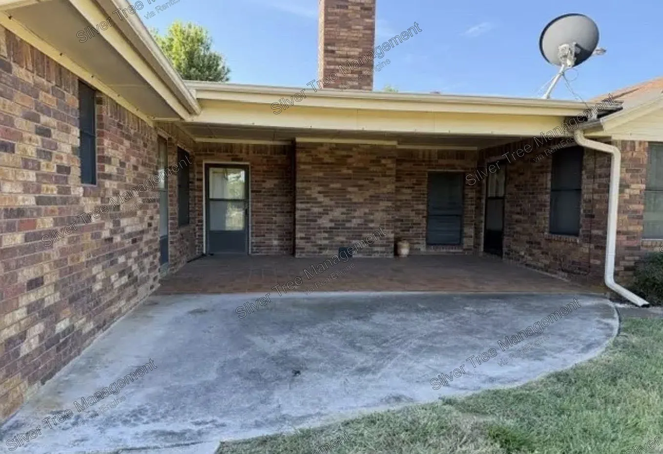 4 bed, 3.5 bath, 2996 sqft, $2,800 — Photo 4