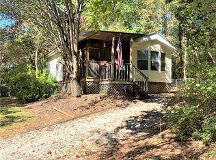 920 Birch Dr, Seneca, SC 29678