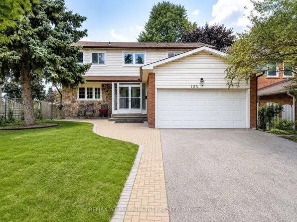 126 Simonston Blvd #W/o, Markham, ON L3T 4L8