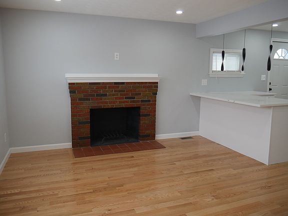 3rd image of 54 Harris Rd