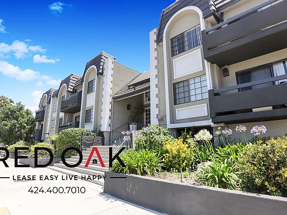 4th image of 15626 Vanowen St #128