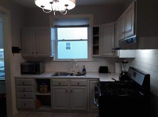 8105 Christie Ave APT 1, Lyons, IL 60534
